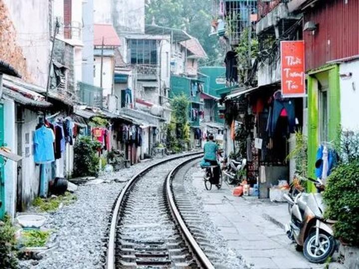 Chuyên gia Hotspot Matrix phân tích: Mua váy hoa mà không biết 4 và marketing video